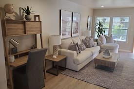 Carlson Park House | Jackson Market Cozy One-Bedroom in Culver City