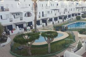 Agua Amarga House | Chalet con piscina junto al mar