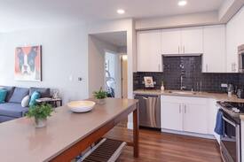 West San Jose Apartment | Kasa | Santa Clara | Designer 2BD/2BA South Apartment