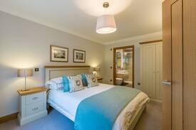 Kenmore House | Tay Beach East