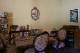 Yapeen Cabin | The Old Goldfields Pub