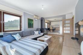 Stasevica House | Two bedroom house with terrace Staševica, Neretva Delta - Ušće Neretve (K-17672)