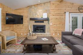 Sulphur Cabin | Where the Magic Cabins
