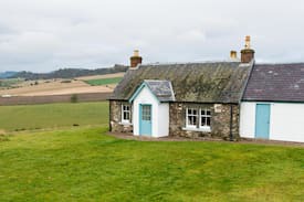 Murthly House | Cairnmuir Cottage - Romantic Hideaway sleeps 4