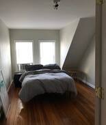 Meeting House Hill House | Celtics Room