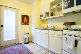 Victory Hills House | Casita Near Nob Hill, Airport, UNM, 5 min Downtown