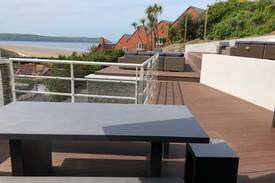 Mortehoe Apartment | Luxury rental 100m to beach & shops: 1 Oceanpoint