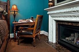 Touchet Bed & Breakfast | Italian Suite - Cameo Heights Mansion