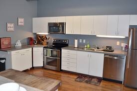 Gaslamp Quarter Apartment | Stunning Loft in Gaslamp District