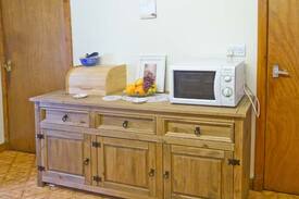Glenlivet House | MYRTLE COTTAGE, pet friendly, with open fire in Tomintoul, Ref 21704
