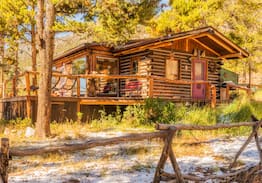Leadville Cabin | Cozy, Romantic, Buckeye's Cabin