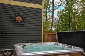 Thayerville House | Trailside Tranquility