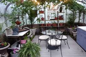 South Central Omaha House | Lisa's Garden Getaway -private floor of large home