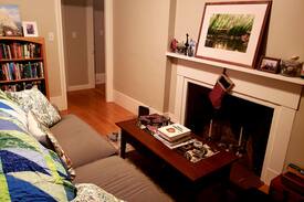 Hingham Apartment | Cute 2 bed 2 bath, walking distance to town
