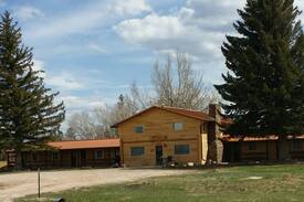 Saratoga Cabin | CopperLine Lodge bedroom 4