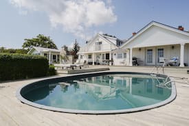 Waupoos Cabin | CRESSY HOUSE - Entire Property - WATERFRONT/POOL