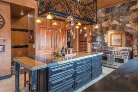 Pineridge House | Large and luxurious monthly rental in Park City UT