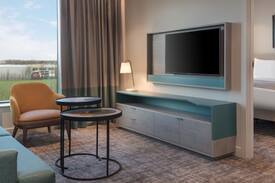 Heston Central Apartment | 1-bedroom Flat with complimentary Breakfast
