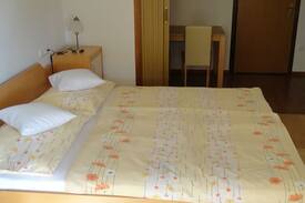 Banjol Bed & Breakfast | Captain's Club Bed & Breakfast