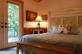 Elkins Cabin | Cabins Of Kelly Mountain in WV