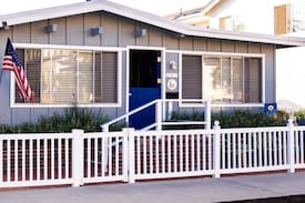 Balboa Island Cabin | MontValMar Cottage - Balboa Island/Newport Beach