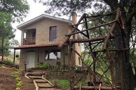 Santa Lucia Milpas Altas Cabin | Cabaña buena vista, carretera a Antigua