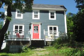 Carbonear House | Ocean View- Plank Lane Cottage