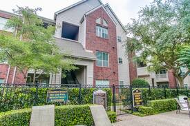 Astrodome Apartment | Famous City Plaza One BR Condo perfect location!