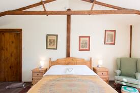 Tregony Bed & Breakfast | Boutique B&B Roseland Peninsula