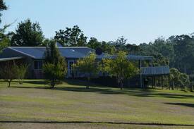 Upper Warren House | Hampshire Farmhouse Southern Forests WA