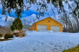Harpers Ferry Cabin | Wexford Hollow w/Hot Tub