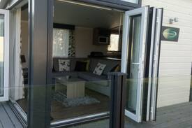 Tewitfield Cabin | Kingfisher Lodge, 30 Yealands
