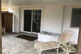 Greenwich Apartment | 1 Mile from the Westchester County Airport