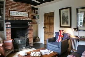 Chilham House | Orions Cottage - Gorgeous period holiday cottage