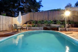 Rye House | Seaesta Rye - Just Relax by the Pool