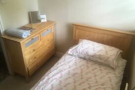 Fulwood House | Peaceful Holly Cottage in Sheffield Suburbs