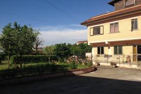 Mirabella Eclano House | VILLA SONIA_VILLA CON GIARDINO_