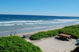 Wells House | House & Patio on wells beach/lovely Drake's Island