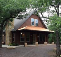 Medicine Park Cabin | Eagles Nest (Hot Tub)
