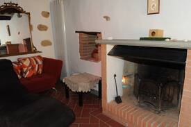 Bagnaia House | CASA VACANZE MELANIA