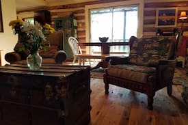 Lesterville Cabin | Black River Cozy Cabin