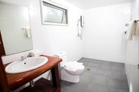 Healey Lane House | HLS - Silverburn Cottage Apartment