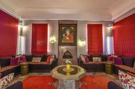Chwiter Villa | Le clos des oliviers villa 12 suites