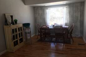 Lamar House | Bright and airy private room