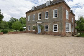 Waterlooville House | A beautiful Hampshire Farm House