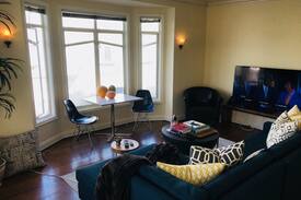 Marina District Apartment | Quintessential Marina SF 1 Bedroom Apartment!