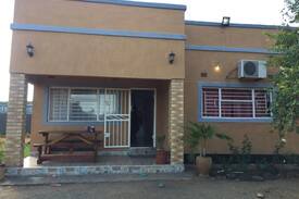 Livingstone House | Bantuz Apartment