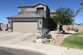 San Tan Heights House | Arizona living...Paradise in the desert.
