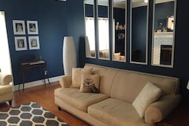 Oxford House | Charming 3BD Condo-The Velvet Ditch