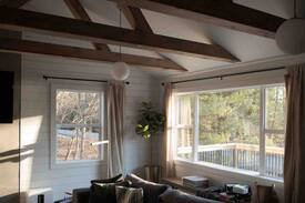 Pocono Summit Cabin | SUMMIT | LAKE | COTTAGE